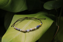 Load image into Gallery viewer, Paper Bead Bracelet

